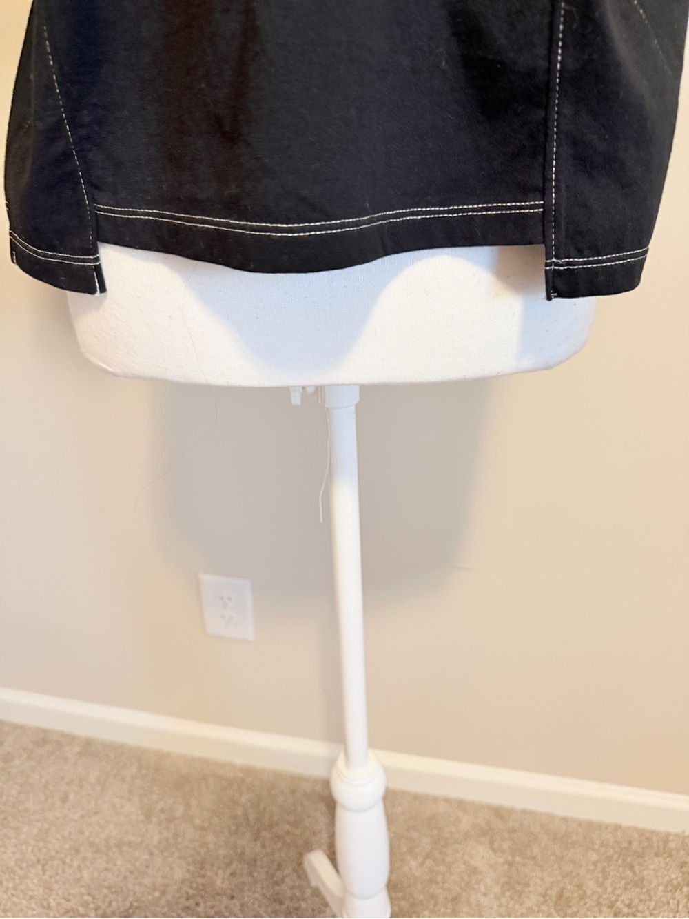 NWT PISTOLA Asymmetrical black short sleeve top with exposed stitching sz small - Picture 6 of 7